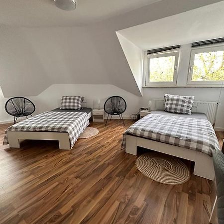 Zimmer Im Zentrum - In Der Naehe Zum Hauptbahnhof Paderborn Exterior foto
