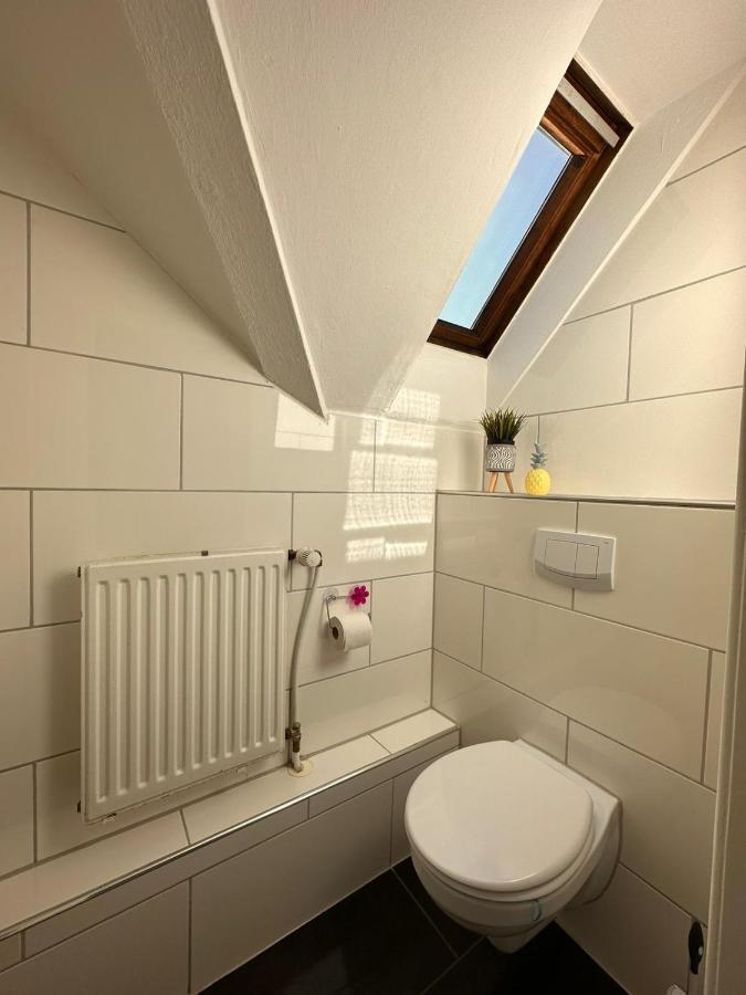 Zimmer Im Zentrum - In Der Naehe Zum Hauptbahnhof Paderborn Exterior foto