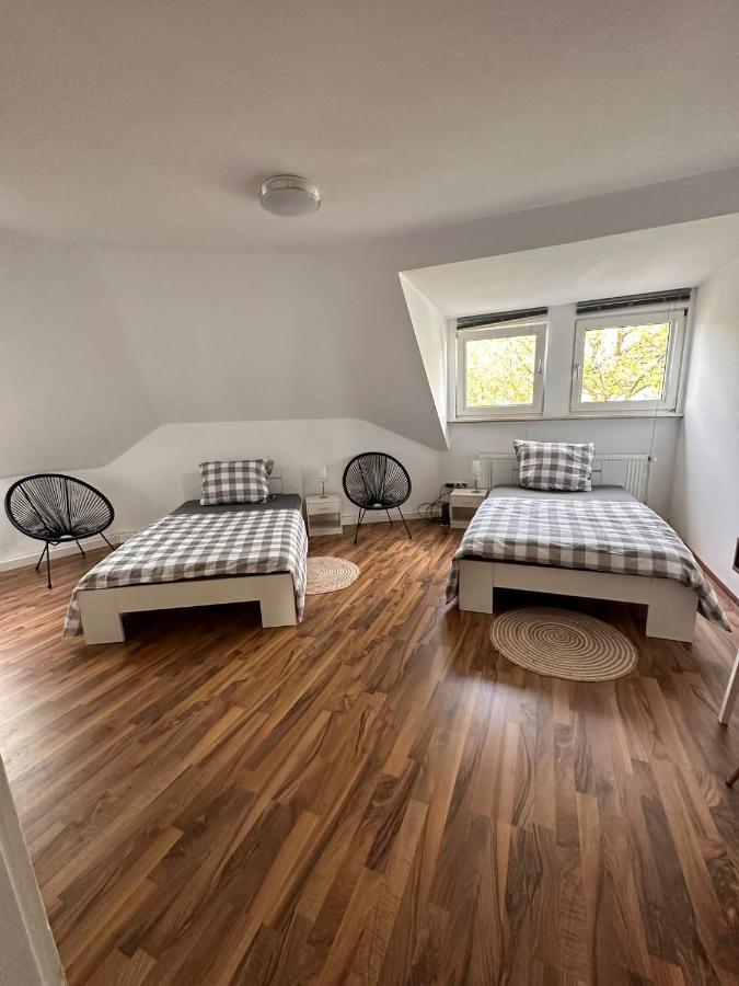 Zimmer Im Zentrum - In Der Naehe Zum Hauptbahnhof Paderborn Exterior foto